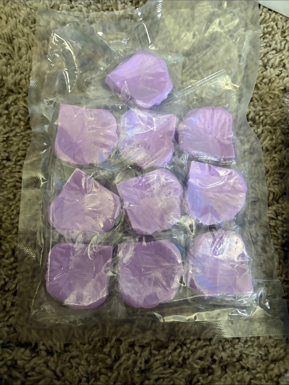 Lavender Artificial Rose Petals - 1000 pcs